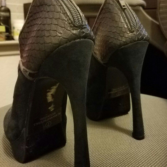 Liliana Leather/Faux Suede HEEL 7 $79 🐾 - Picture 3 of 10